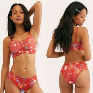 ❤️♥️SPELL BRALETTE-large